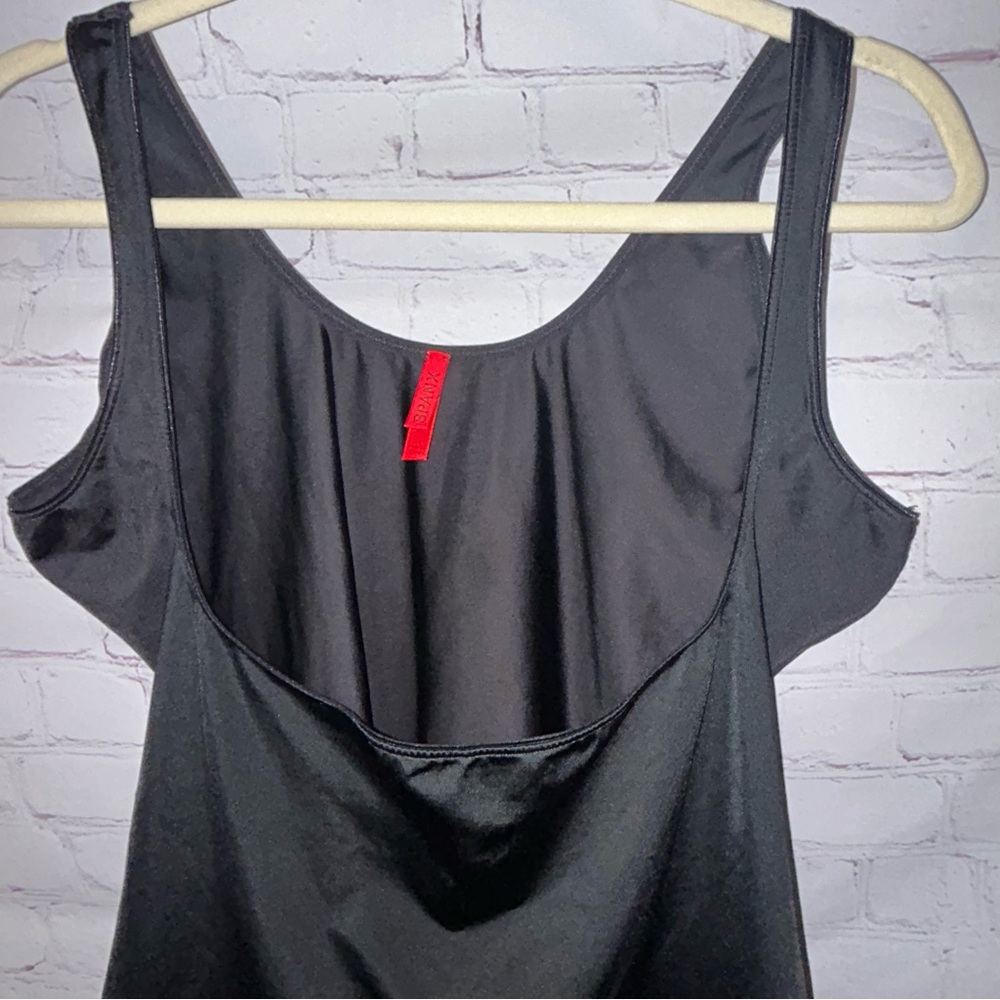 SPANX Simplicity Open Front Tank size 2X - Picture 2 of 6